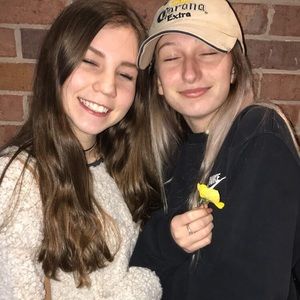 Meet your Posher, Alexandra